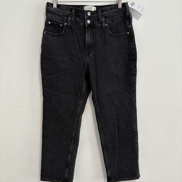 NWT Abercrombie & Fitch Ultra High Rise Ankle Straight Jeans in Black women's si - Picture 1 of 8
